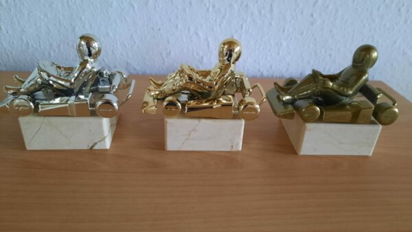 Pokal Gokart für Siegerehrung Gold – Bild 3
